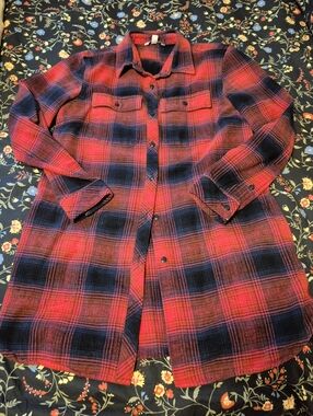 L.L. Bean Red Plaid Chamois Flannel Button Down Tunic Shirt Top. Size M